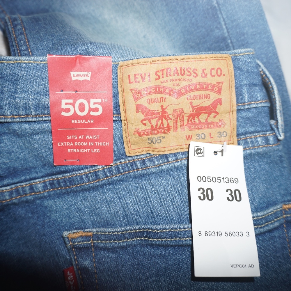 NWT Levi's  505 jeans 30 x 30 mens - Picture 4 of 4